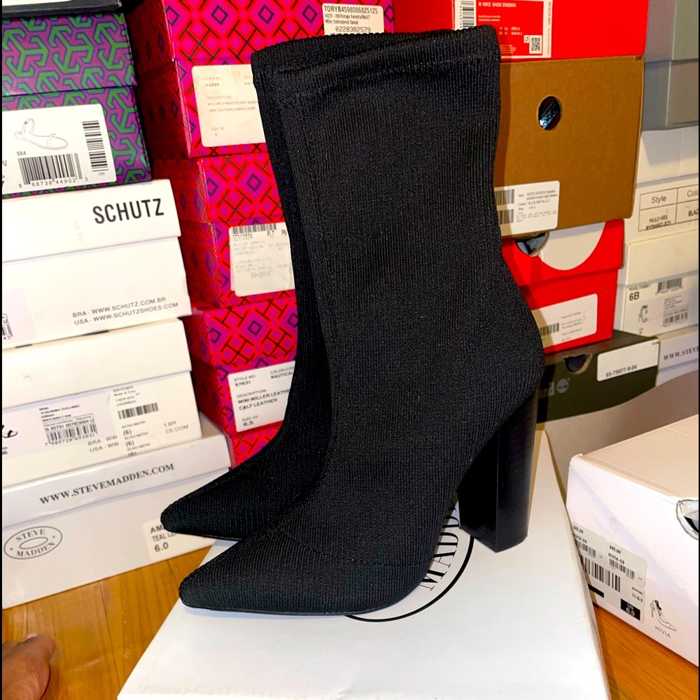 Steve Madden Yeezy look alone SIENA black fabric bootie heel